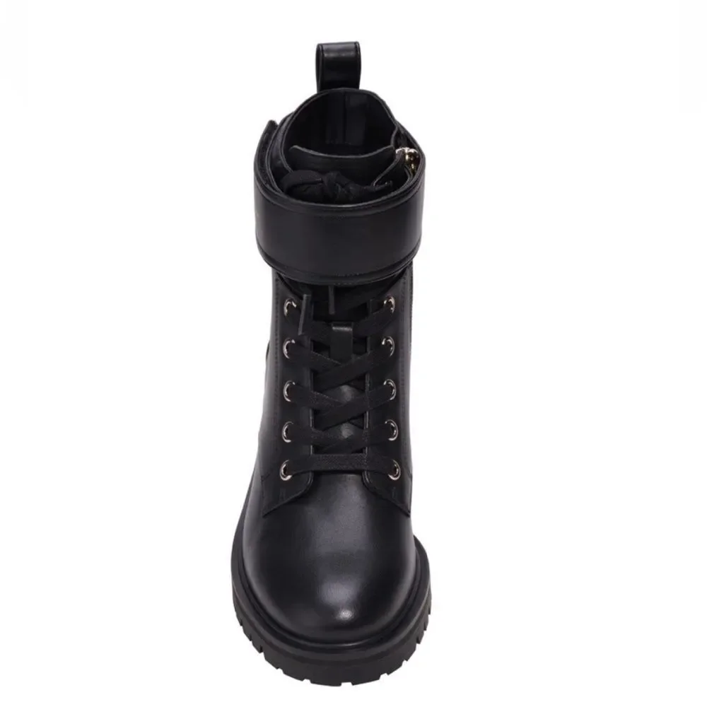 ♠️ Kate Spade NWT New York Joplin Black Leather Lace Up Combat Lug Sole Boots 9